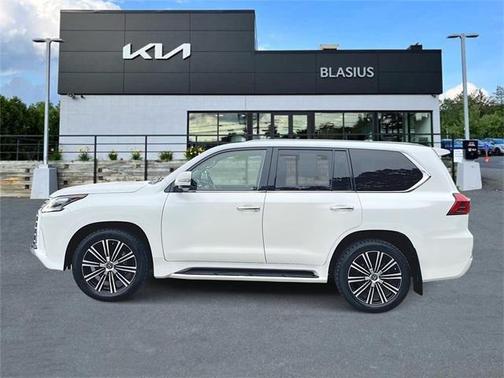 2021 Lexus LX 570 Three-Row