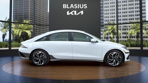 2024 Hyundai IONIQ 6 SEL