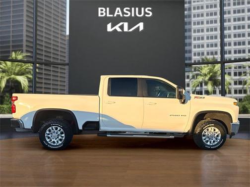 2023 Chevrolet Silverado 2500 LT