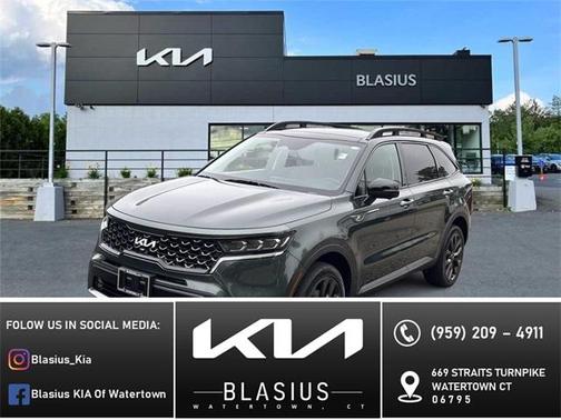 2022 Kia Sorento SX