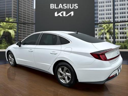Quartz White 2020 Hyundai SONATA SE
