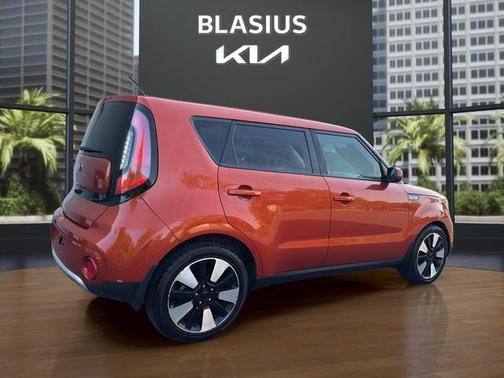Wild Orange 2018 Kia Soul +