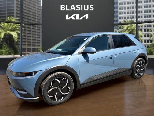 Lucid Blue 2024 Hyundai IONIQ 5 SE