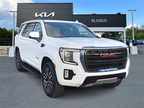 2023 GMC Yukon 4WD AT4
