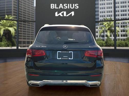 2021 Mercedes-Benz GLC 300 4MATIC