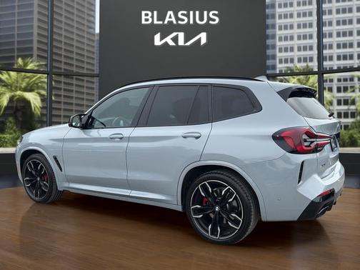 Brooklyn Grey Metallic 2024 BMW X3 M40i