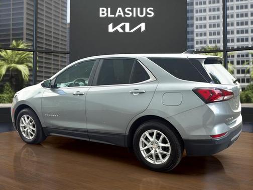 Sterling Gray Metallic 2024 Chevrolet Equinox 1LT
