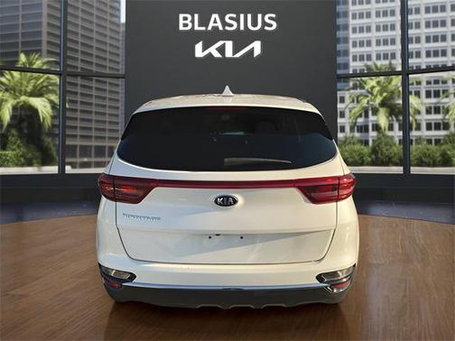 2022 Kia Sportage LX