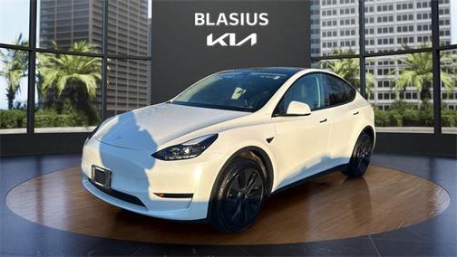 2024 Tesla Model Y Long Range Dual Motor All-Wheel Drive