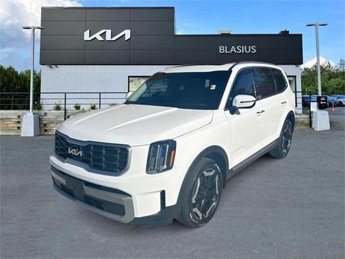 2023 Kia Telluride S