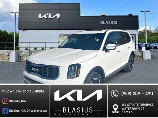 2023 Kia Telluride S