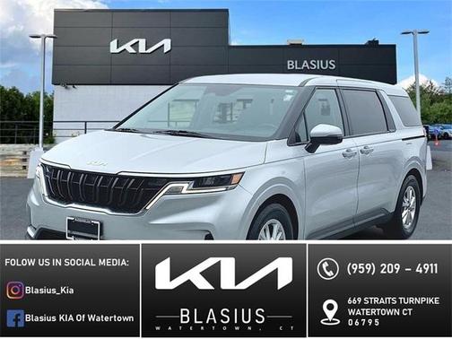 2022 Kia Carnival LXS