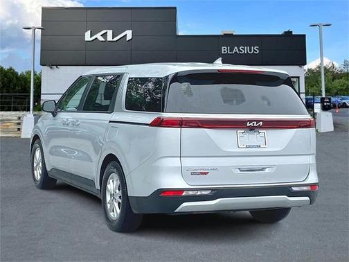 2022 Kia Carnival LXS