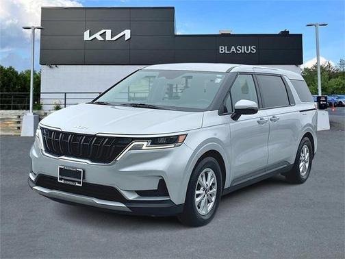 2022 Kia Carnival LXS