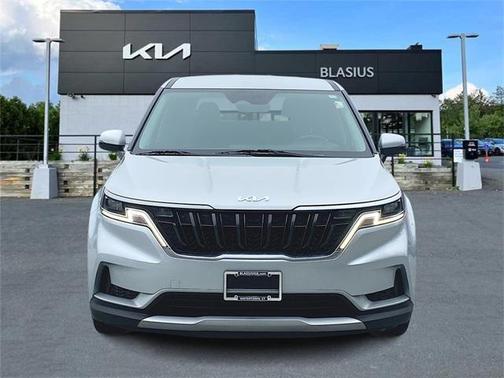 2022 Kia Carnival LXS