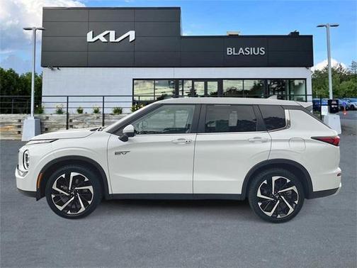 2023 Mitsubishi Outlander PHEV SE S-AWC