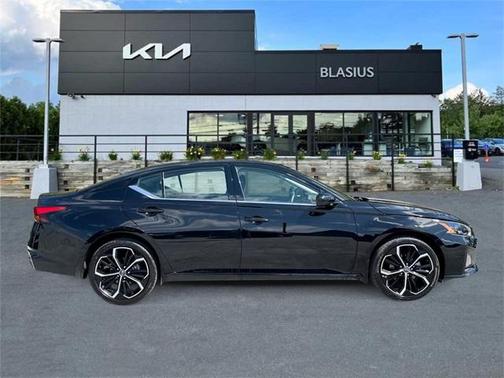 2024 Nissan Altima SR Intelligent AWD