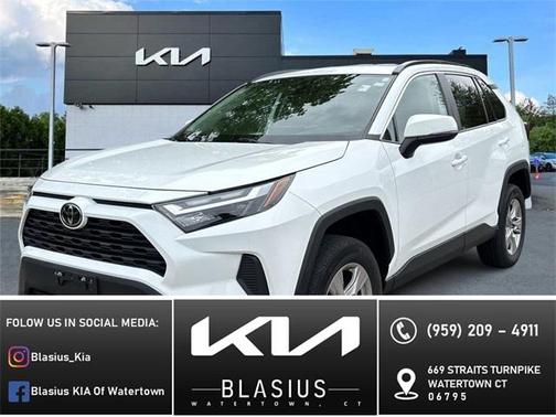 2023 Toyota RAV4 XLE