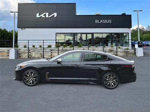 2023 Kia Stinger GT-Line