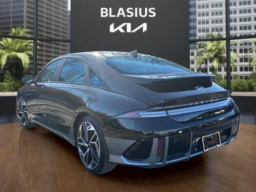 Onyx Black 2024 Hyundai IONIQ 6 SEL