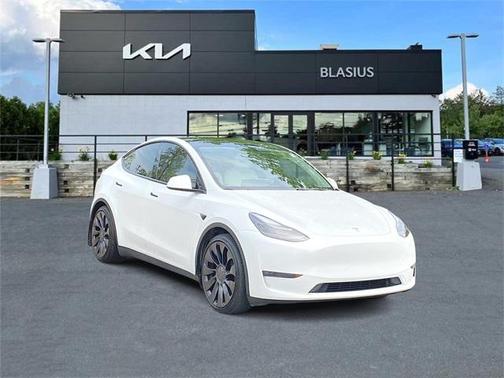 2024 Tesla Model Y Performance Dual Motor All-Wheel Drive
