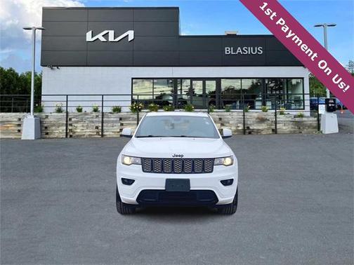 2021 Jeep Grand Cherokee Laredo