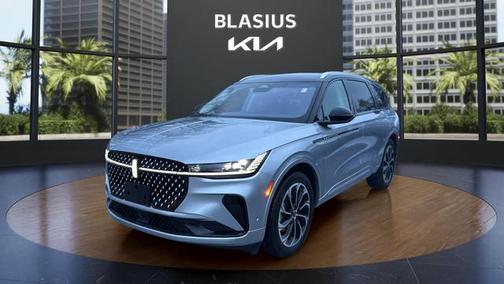 2024 Lincoln Nautilus Reserve