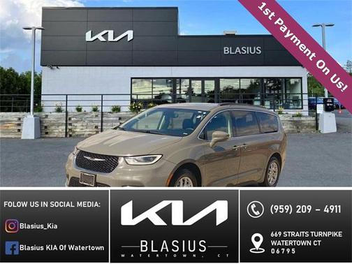 2022 Chrysler Pacifica Touring L