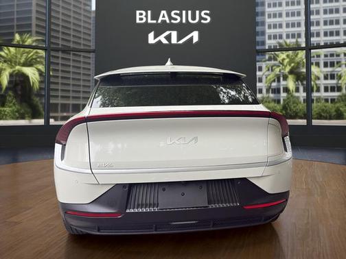 Glacier 2024 Kia EV6 Light Long Range