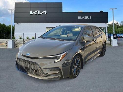 2024 Toyota Corolla Hybrid SE