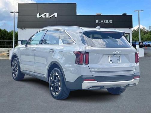 2024 Kia Sorento S