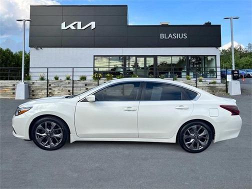 2017 Nissan Altima 2.5 SR