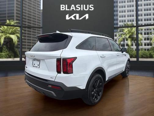 2023 Kia Sorento S
