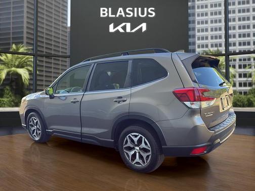 Sepia Bronze Metallic 2020 Subaru Forester Premium