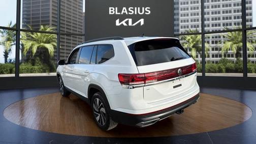 2024 Volkswagen Atlas 2.0T SE w/Technology 4MOTION
