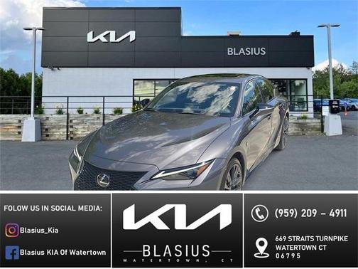 2022 Lexus IS 350 Base