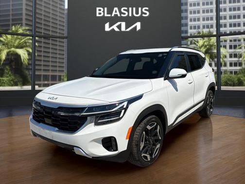 Snow White Pearl 2024 Kia Seltos SX Turbo