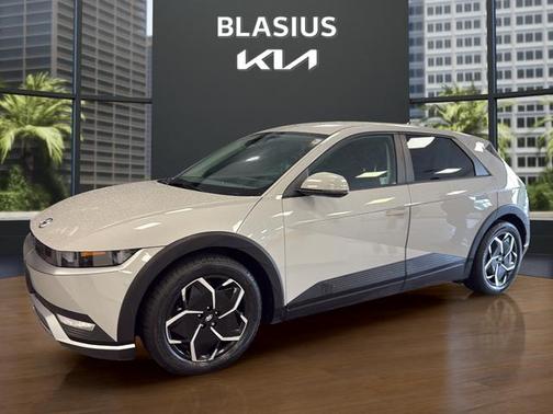 Cyber Gray 2024 Hyundai IONIQ 5 SEL