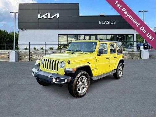 2023 Jeep Wrangler 4-Door Sahara