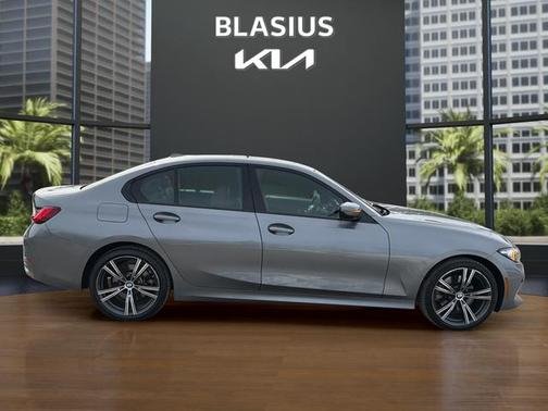 2023 BMW 330 xDrive