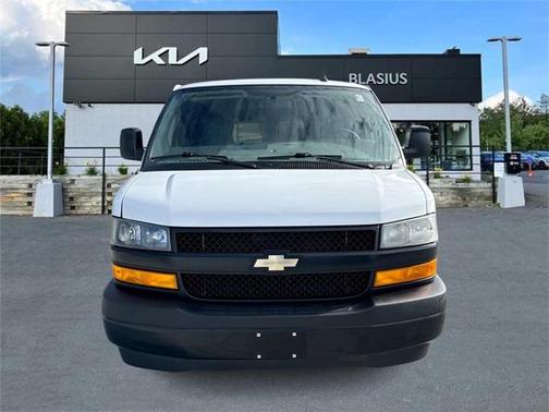 2019 Chevrolet Express 2500 LS