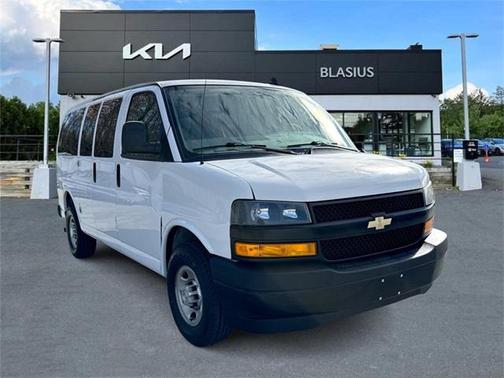 2019 Chevrolet Express 2500 LS
