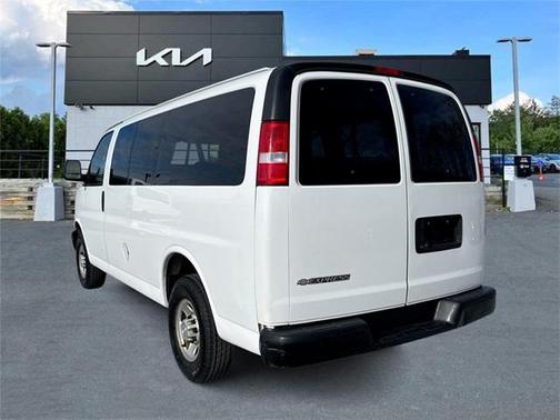 2019 Chevrolet Express 2500 LS