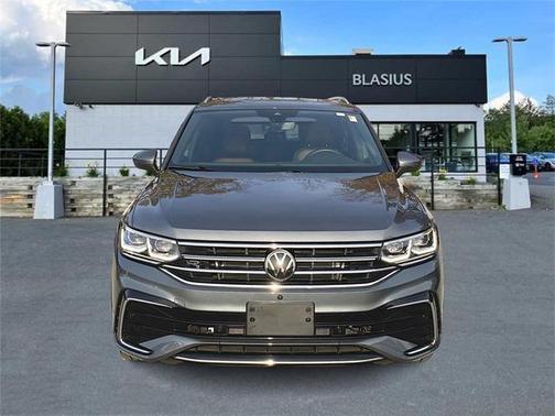 2024 Volkswagen Tiguan 2.0T SEL R-Line 4MOTION