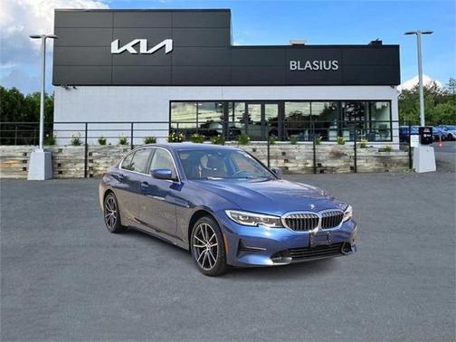 2021 BMW 330 xDrive