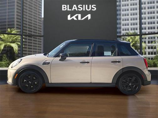 2022 MINI Hardtop Cooper S