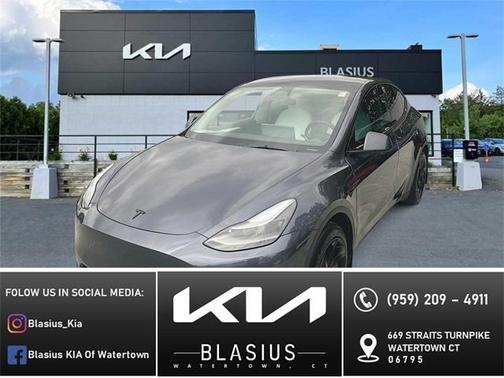 2023 Tesla Model Y Long Range Dual Motor All-Wheel Drive