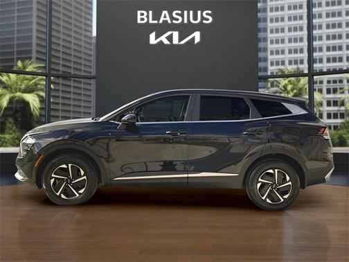 2023 Kia Sportage Hybrid LX