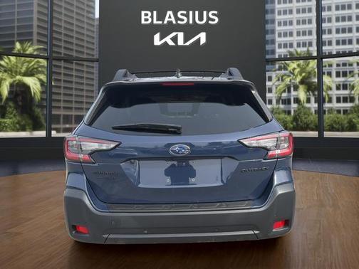 2023 Subaru Outback Onyx Edition