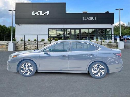 2022 Subaru Legacy Premium